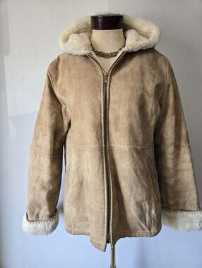 BKE VINTAGE 100%  suede Leather Shearling Hooded Jacket - Tan. Size Large